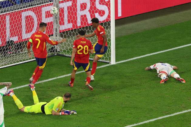 Gol en propia España Italia / Foto: EFE