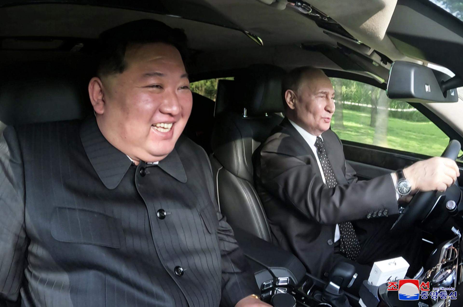 Rússia i Corea del Nord, més amics que mai: els EUA s'ho miren amb gran preocupació