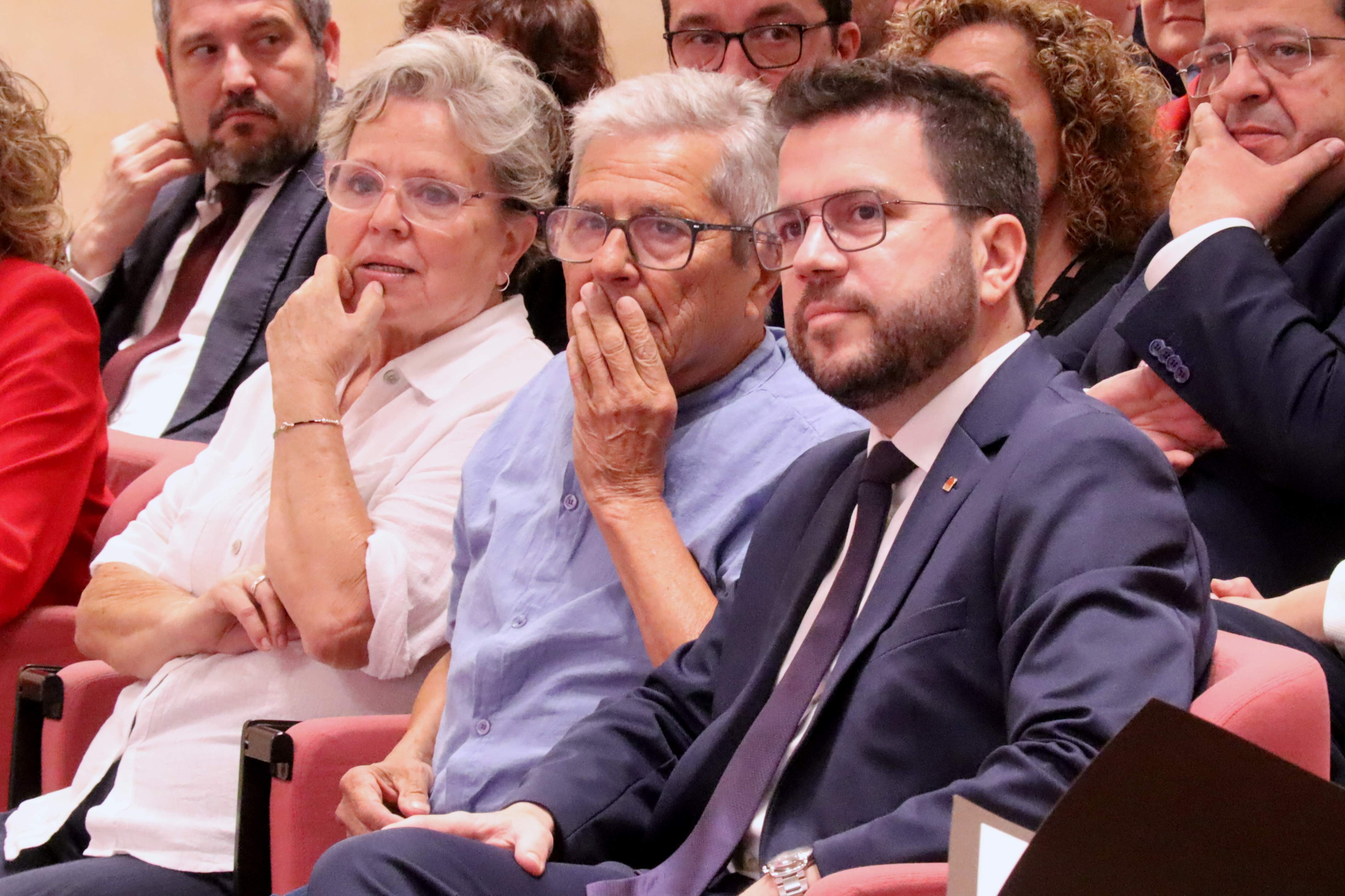 Una entidad por el derecho a la vivienda de Manresa, premio Guillem Agulló de la Generalitat