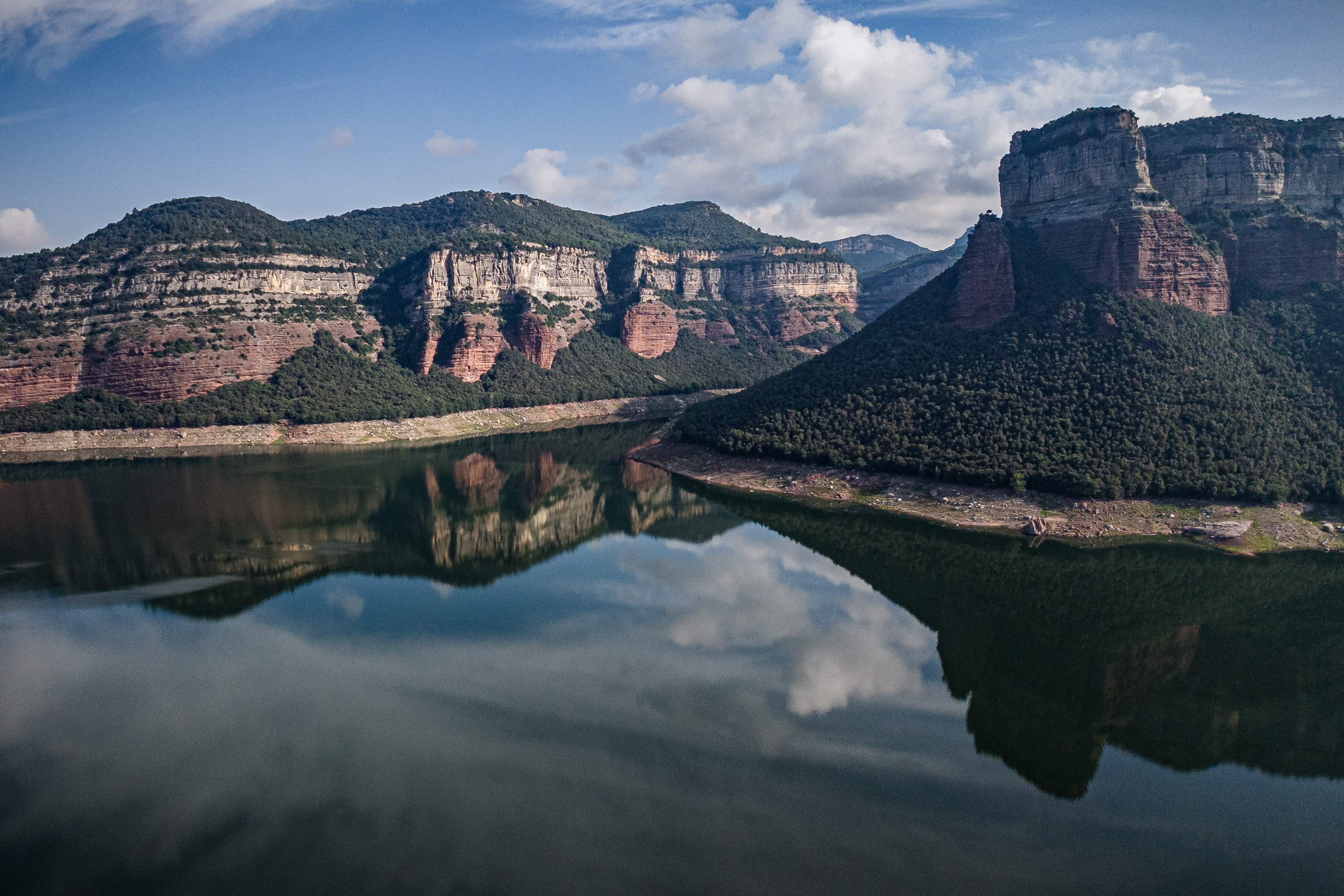 Los embalses se estabilizan y recuperan las cifras de antes del verano