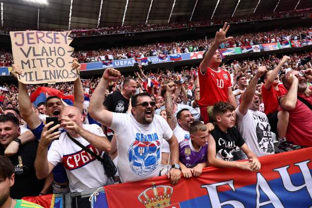 serbia aficionats efe