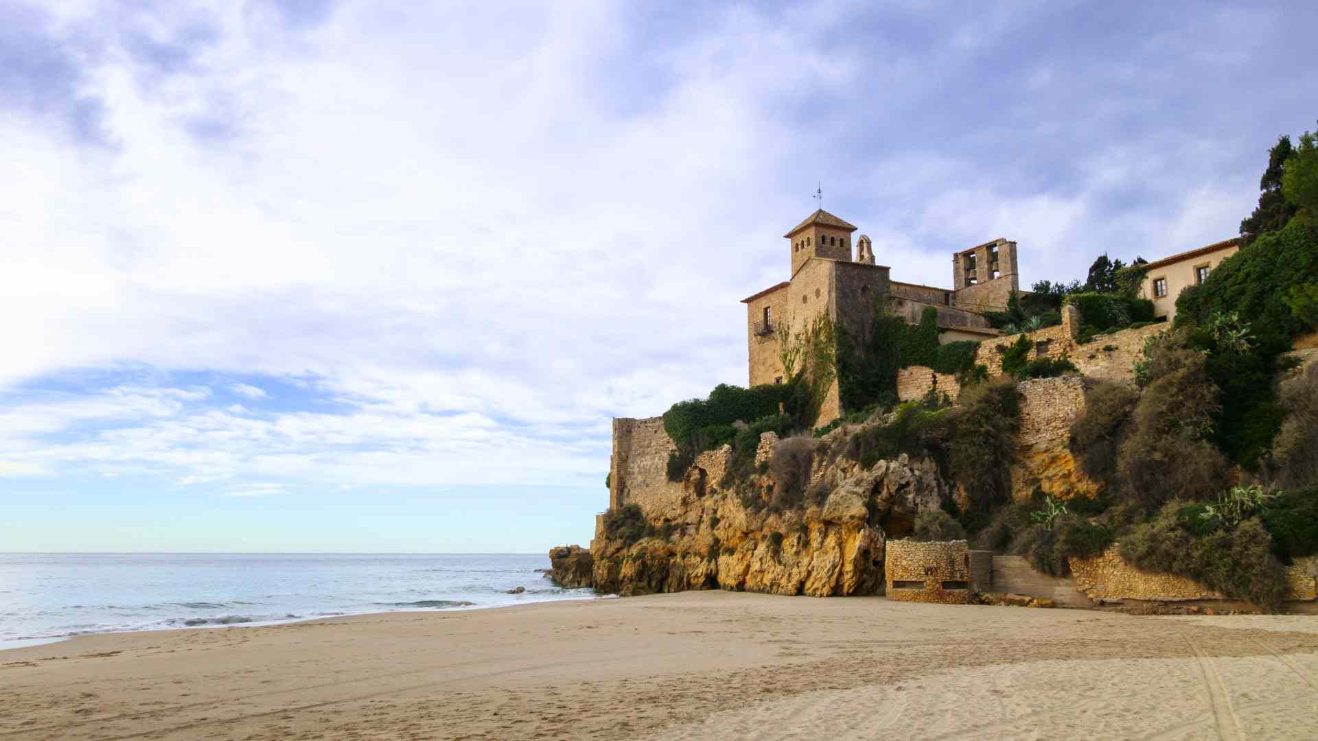 Descobreix el castell de les 7 vides de la província de Tarragona