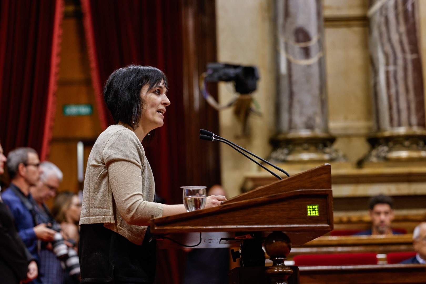 Silvia Orriols al ple d'investudura fallit  Carlos Baglieto