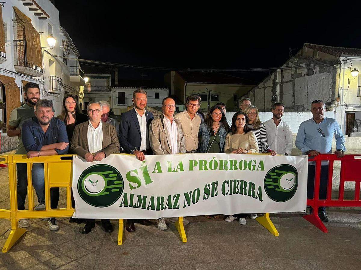 Los vecinos del entorno de Almaraz exigen una prórroga para la central nuclear
