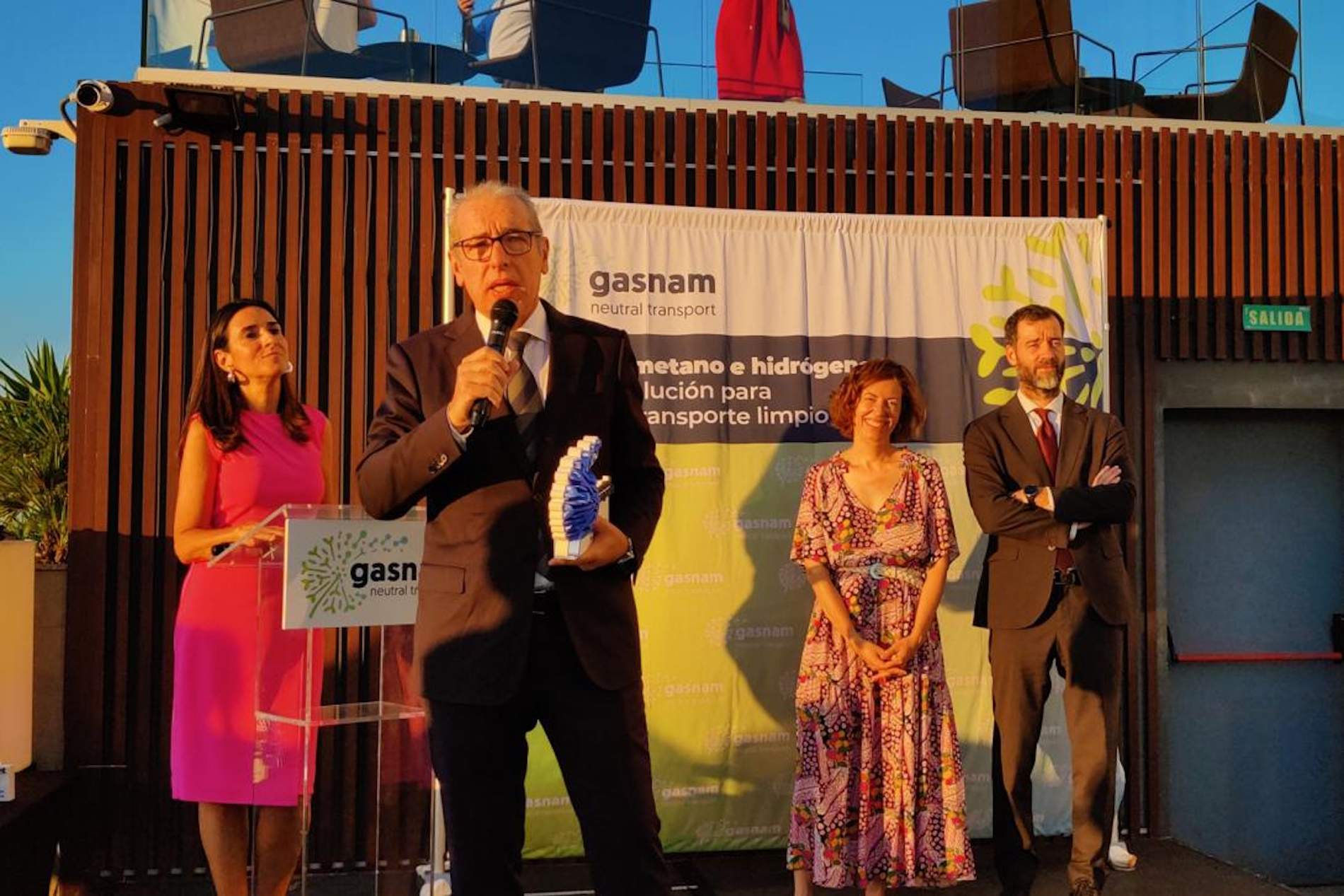 El Port de Barcelona rep un premi per la promoció del gas natural liquat i dels nous combustibles