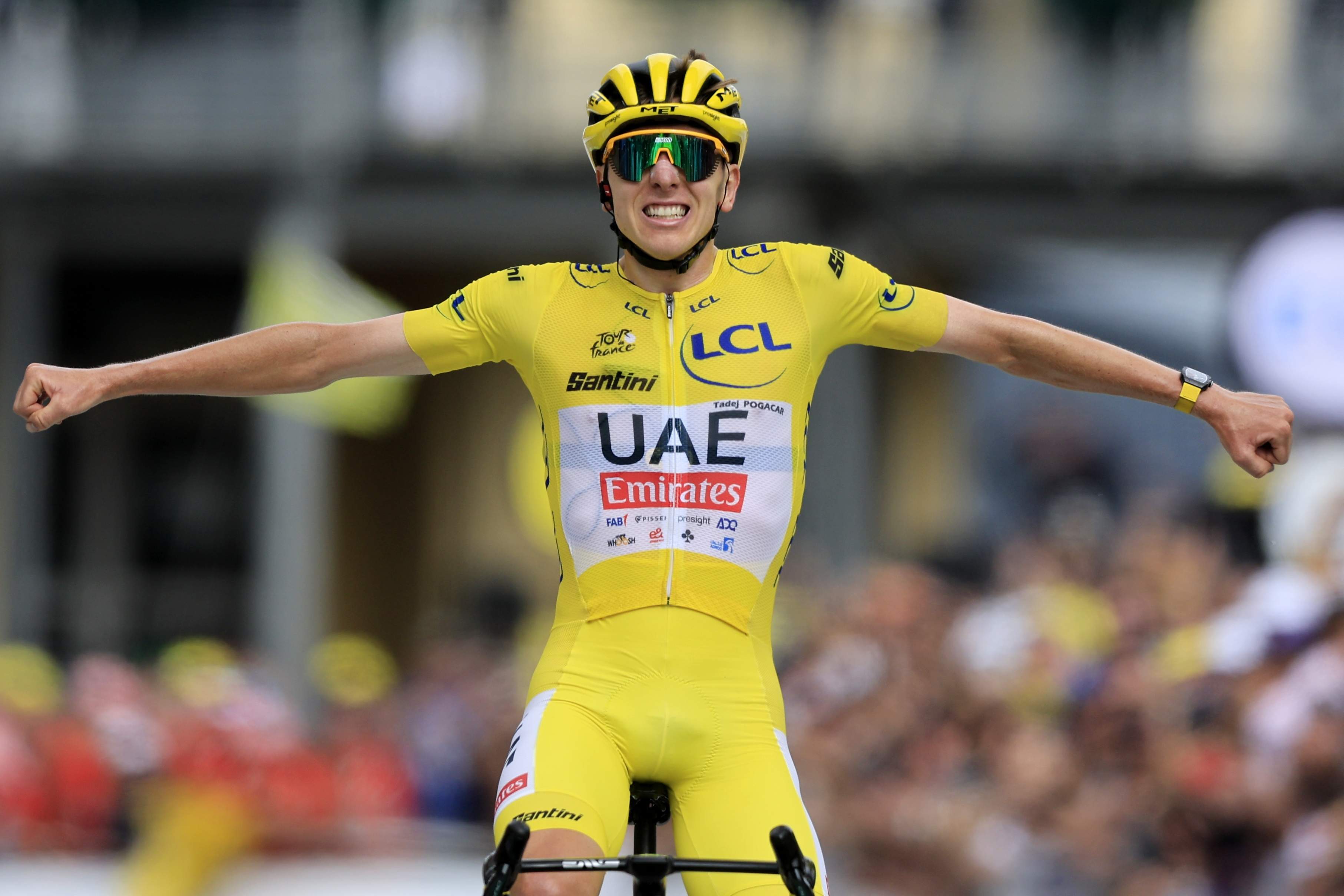 Pogačar guanya als Pirineus i encamina el seu tercer Tour de França