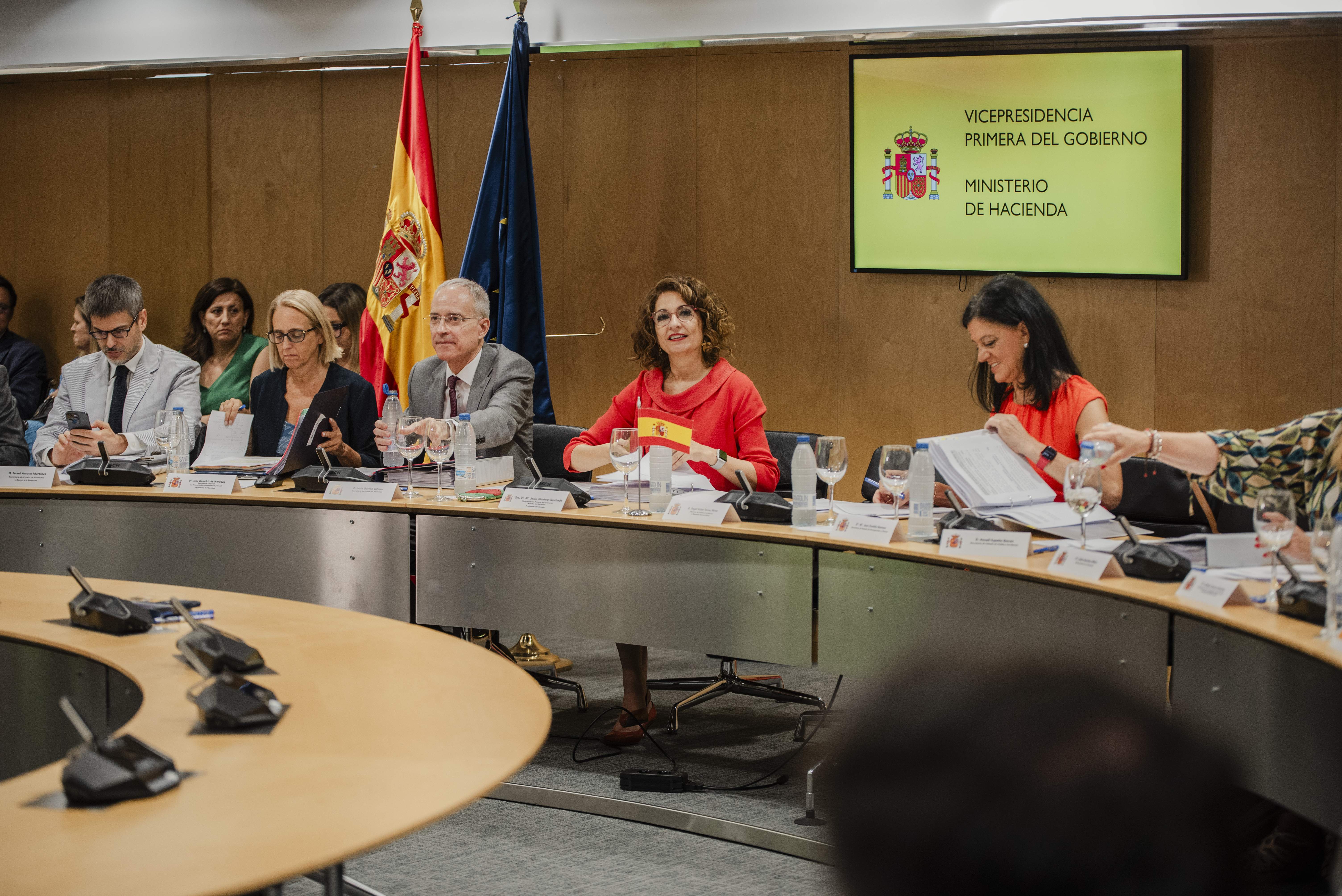 Page y las autonomías del PP hacen pinza contra "el agravio injusto" de la financiación singular catalana