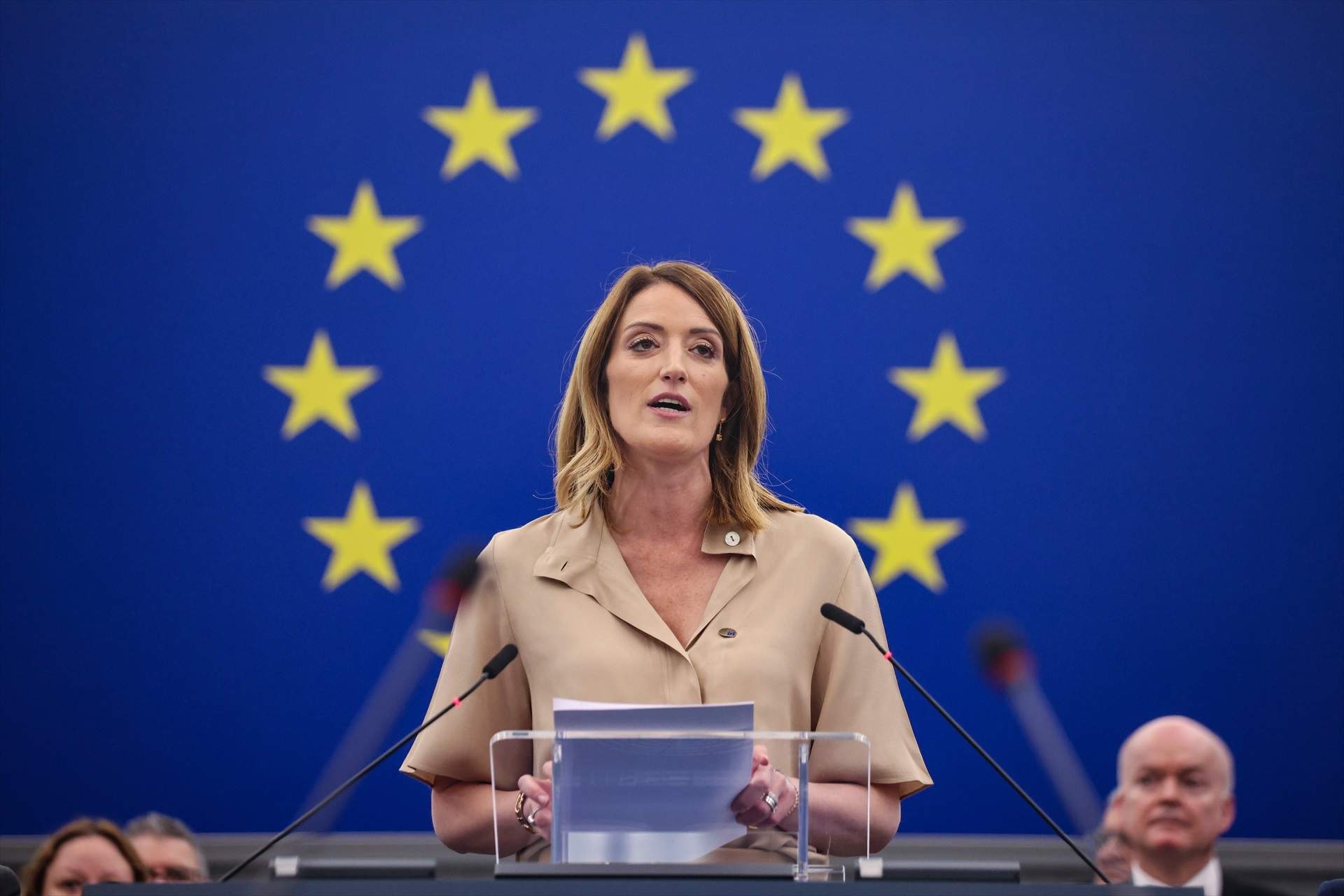 Roberta Metsola, reelegida presidenta del Parlamento Europeo con una amplia mayoría
