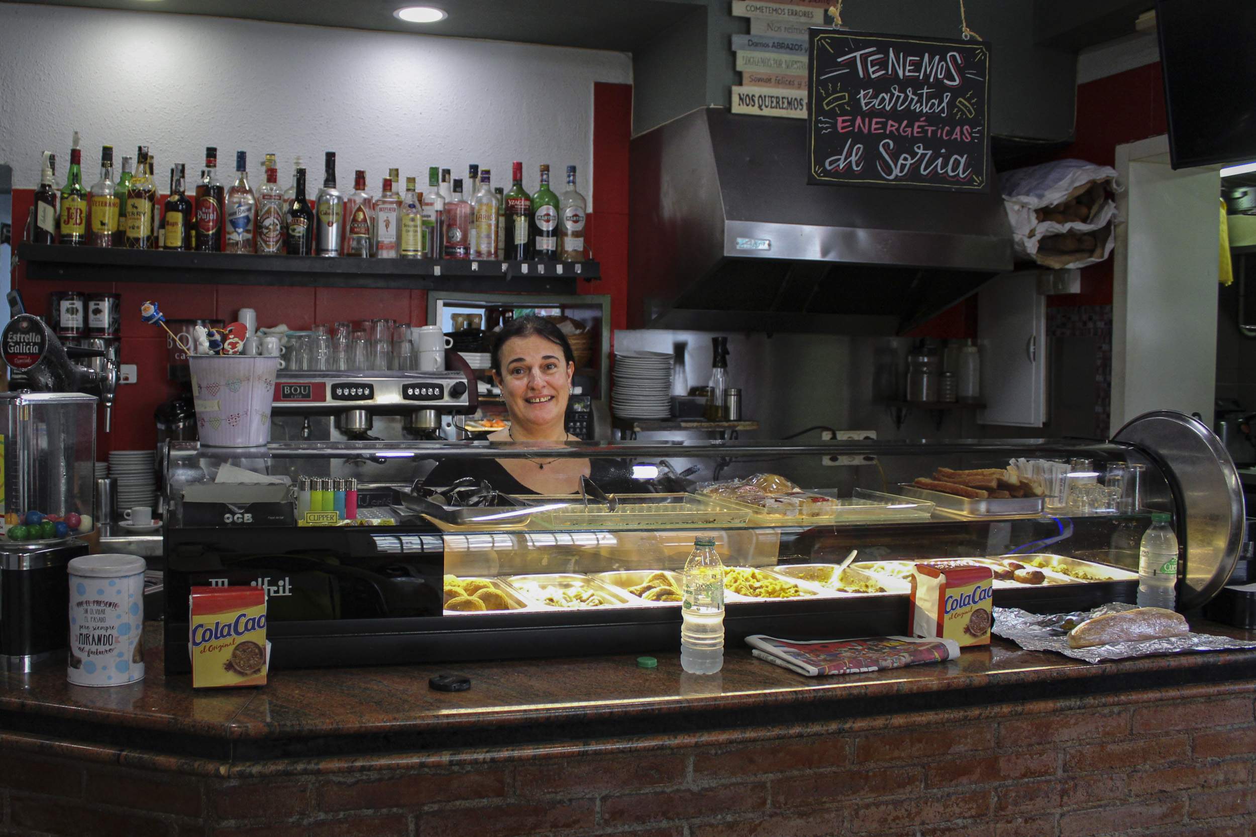 El bar perdido de Horta-Guinardó que anima el barrio más pequeño de Barcelona con tapas de pueblo