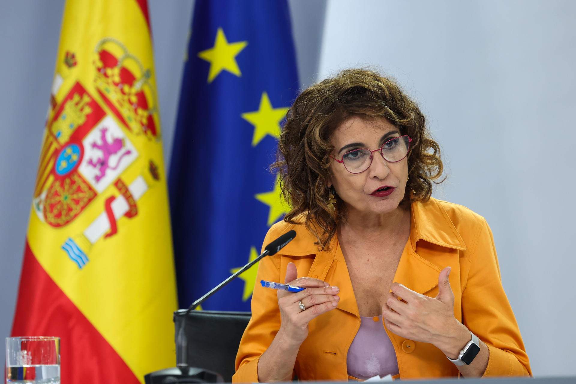 Montero, confiada en la investidura d’Illa, assegura que ja prepara els futurs pressupostos espanyols