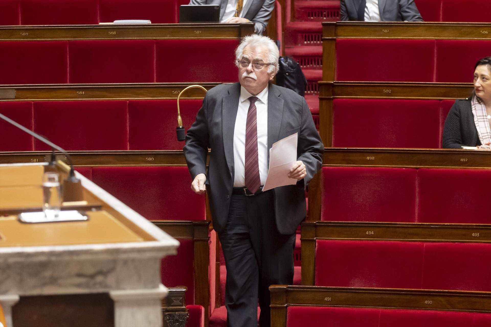 La Asamblea Nacional francesa cierra el paso al candidato comunista y reelige a la presidenta macronista