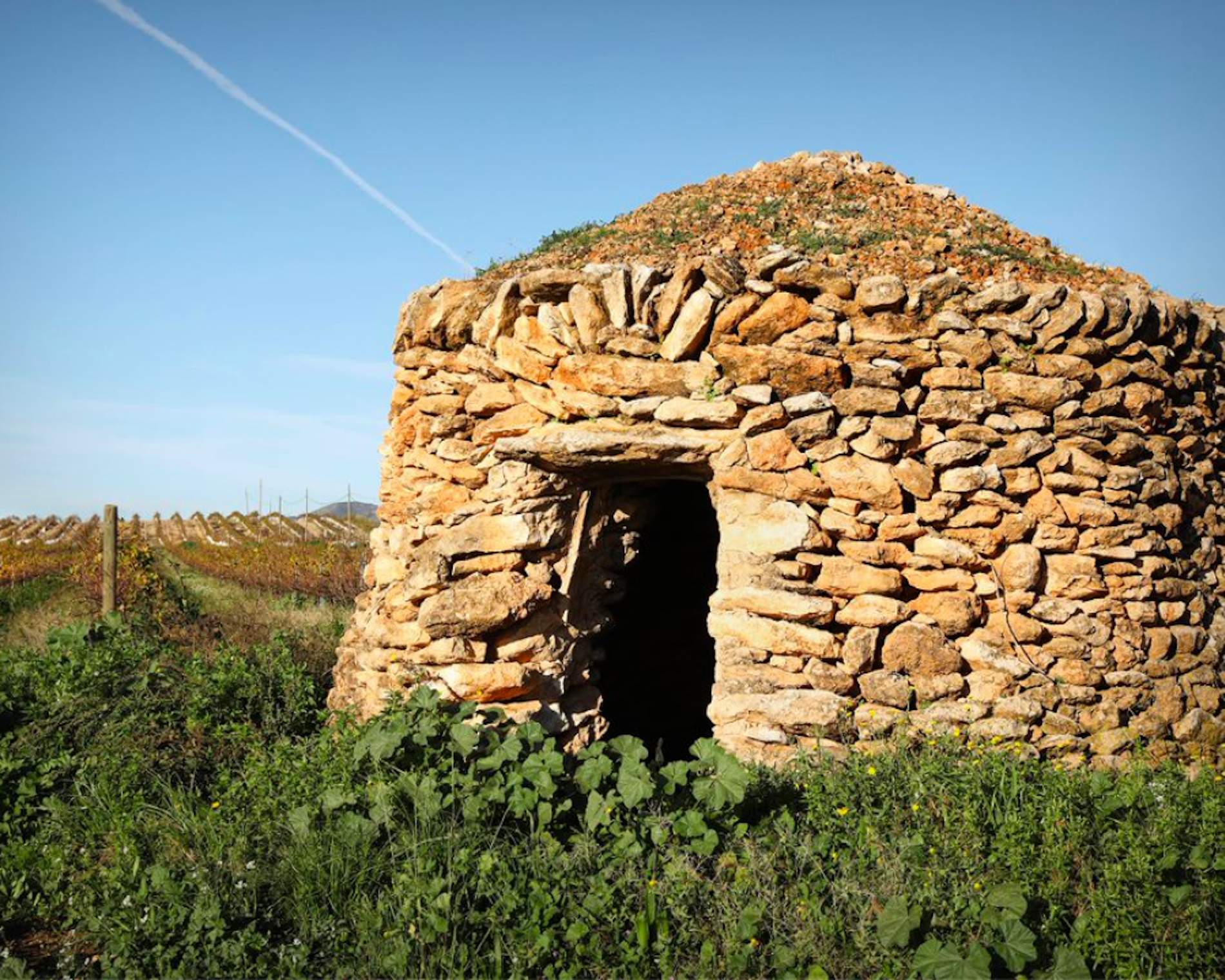 Inaugurada en Tortosa una exposición sobre piedra seca, una técnica constructiva milenaria que es todo un arte