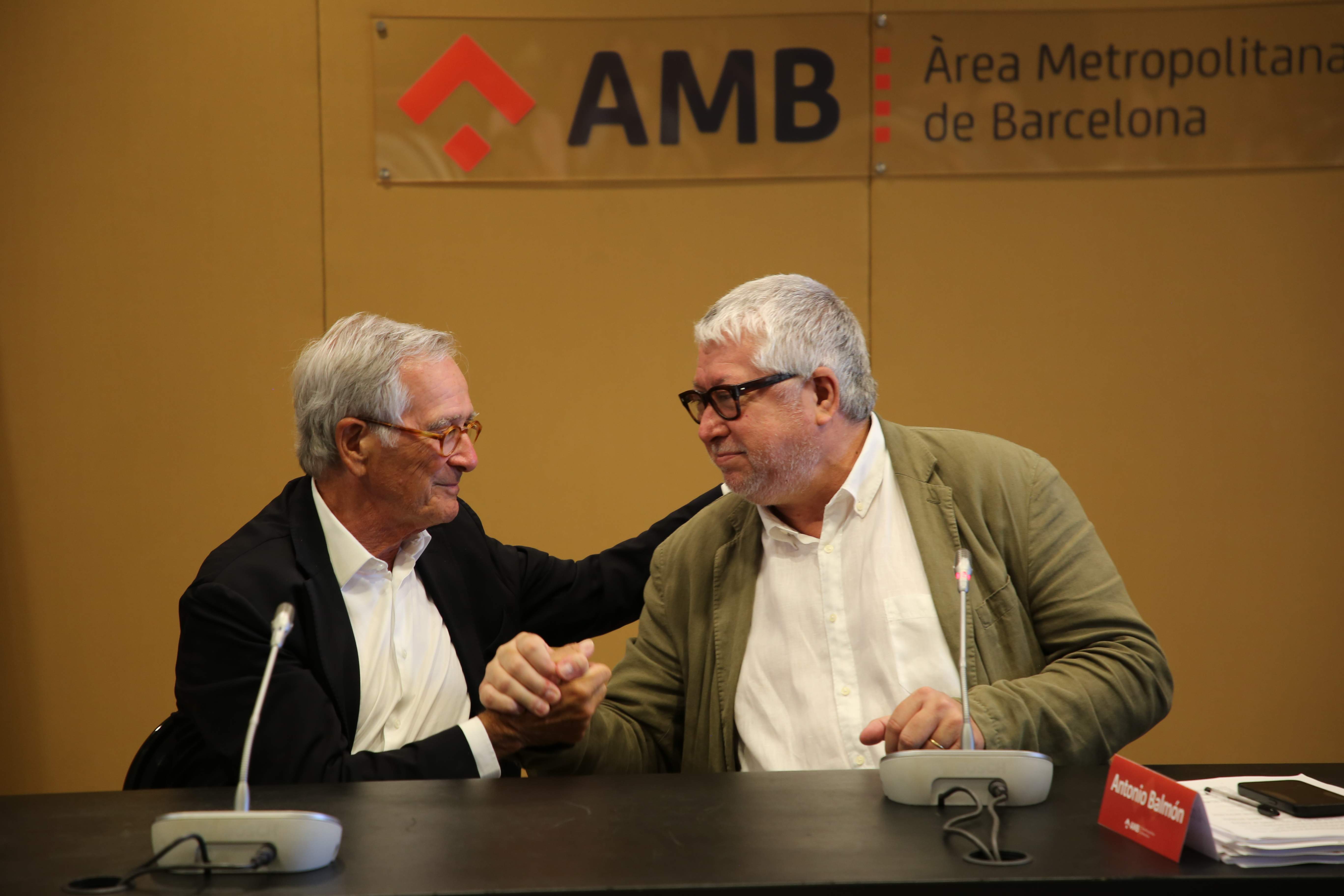 Xavier Trias rep l’homenatge de l’AMB pocs dies abans de deixar la política activa