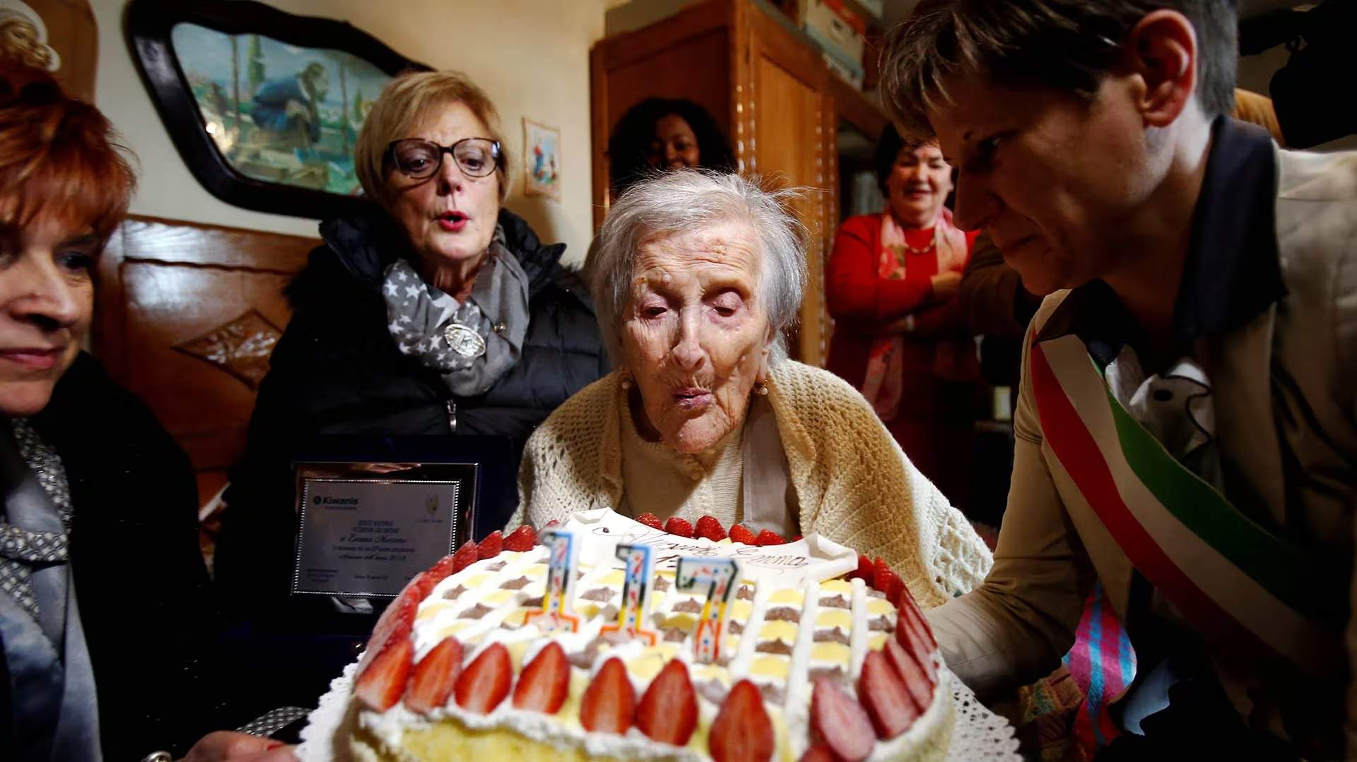 La receta para vivir más de 100 años: esto comía cada día la persona más vieja del mundo