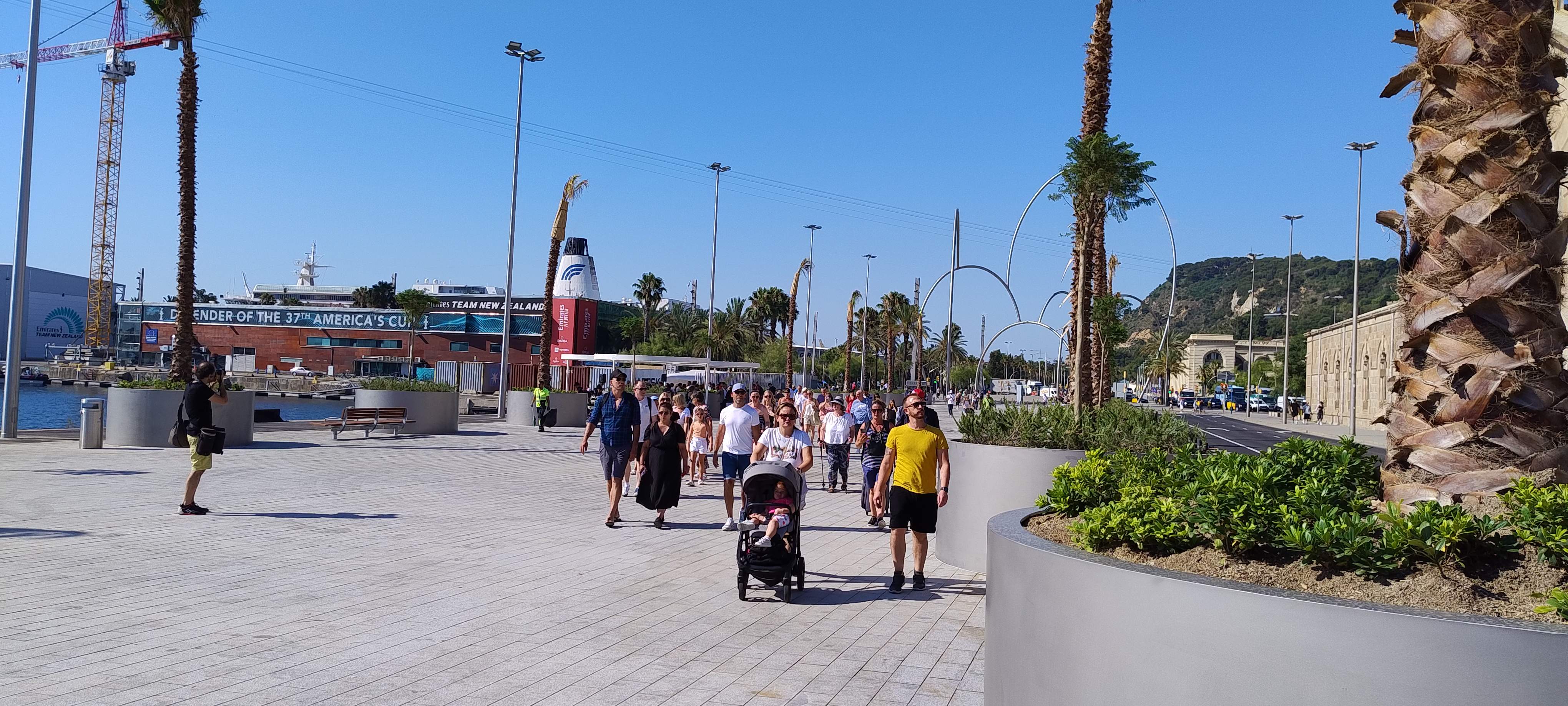 Barcelona estrena el Moll de Drassanes, nuevo espacio público recuperado en el marco de la Copa América