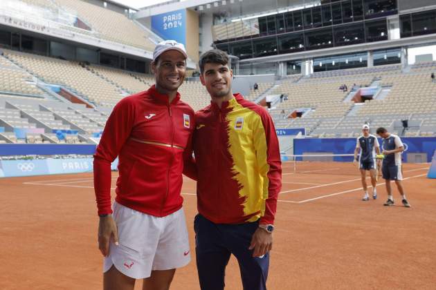 Carlos Alcaraz i Rafa Nadal en els Jocs Olímpics / Foto: Europa Press