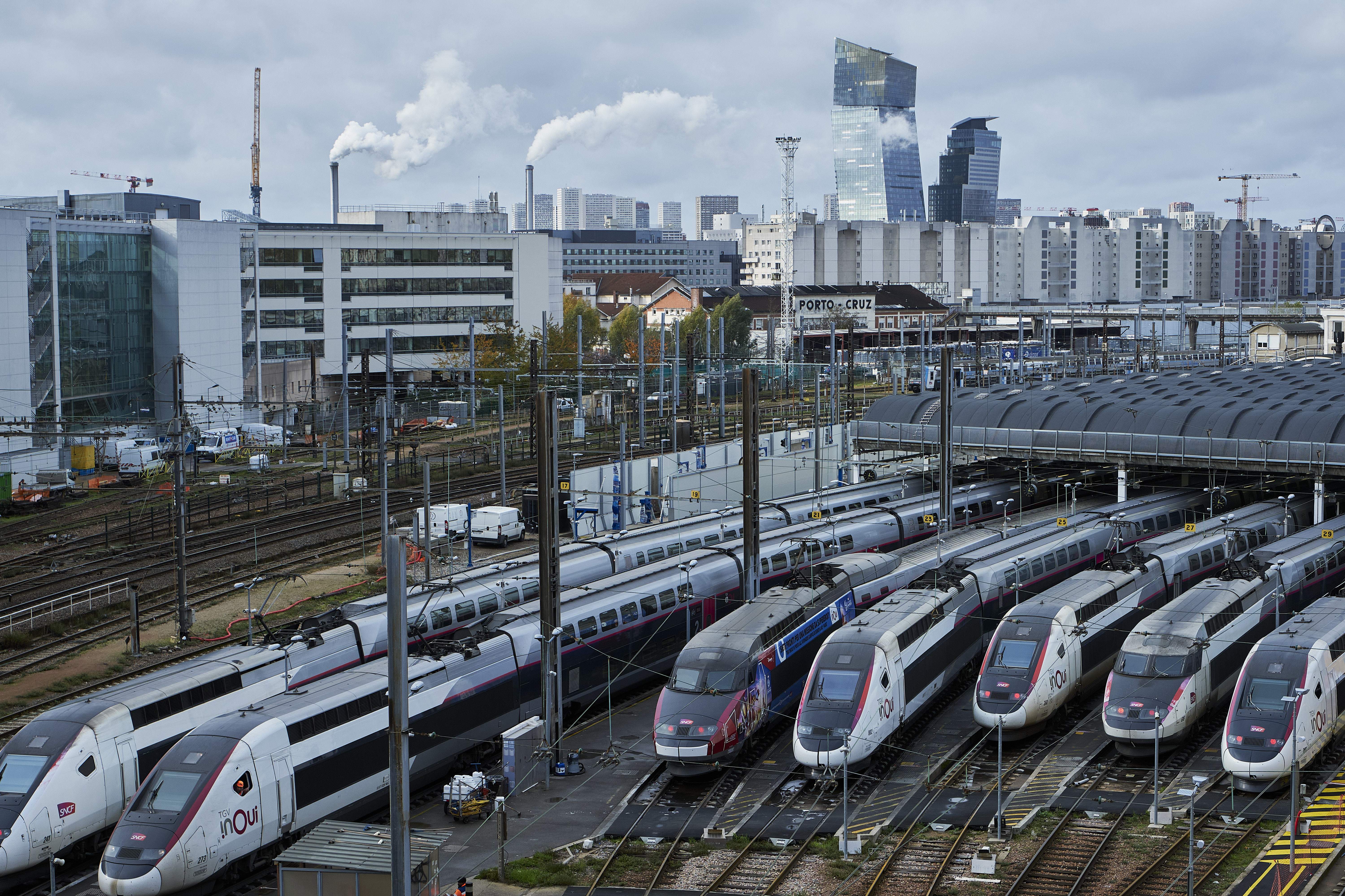 La red de ferrocarriles de París sufre un “ataque masivo” antes de la inauguración de los Juegos Olímpicos