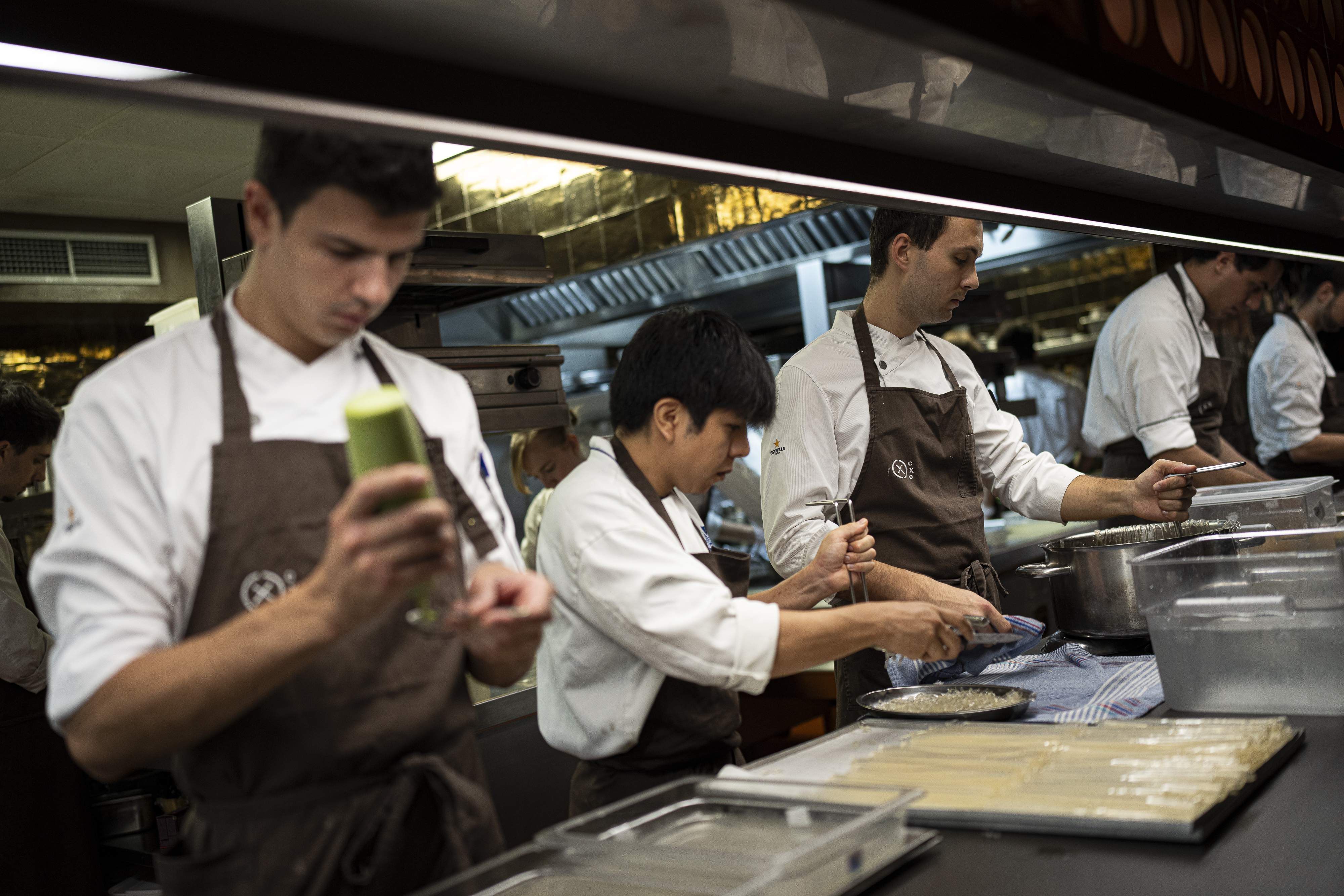 Un cocinero explica el truco de los restaurantes para que la comida tenga mejor sabor que en casa