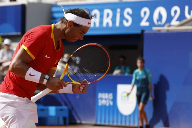 Rafa Nadal celebrando uno puntúo en los Juegos Olimpicos de Paris / Foto: EFE