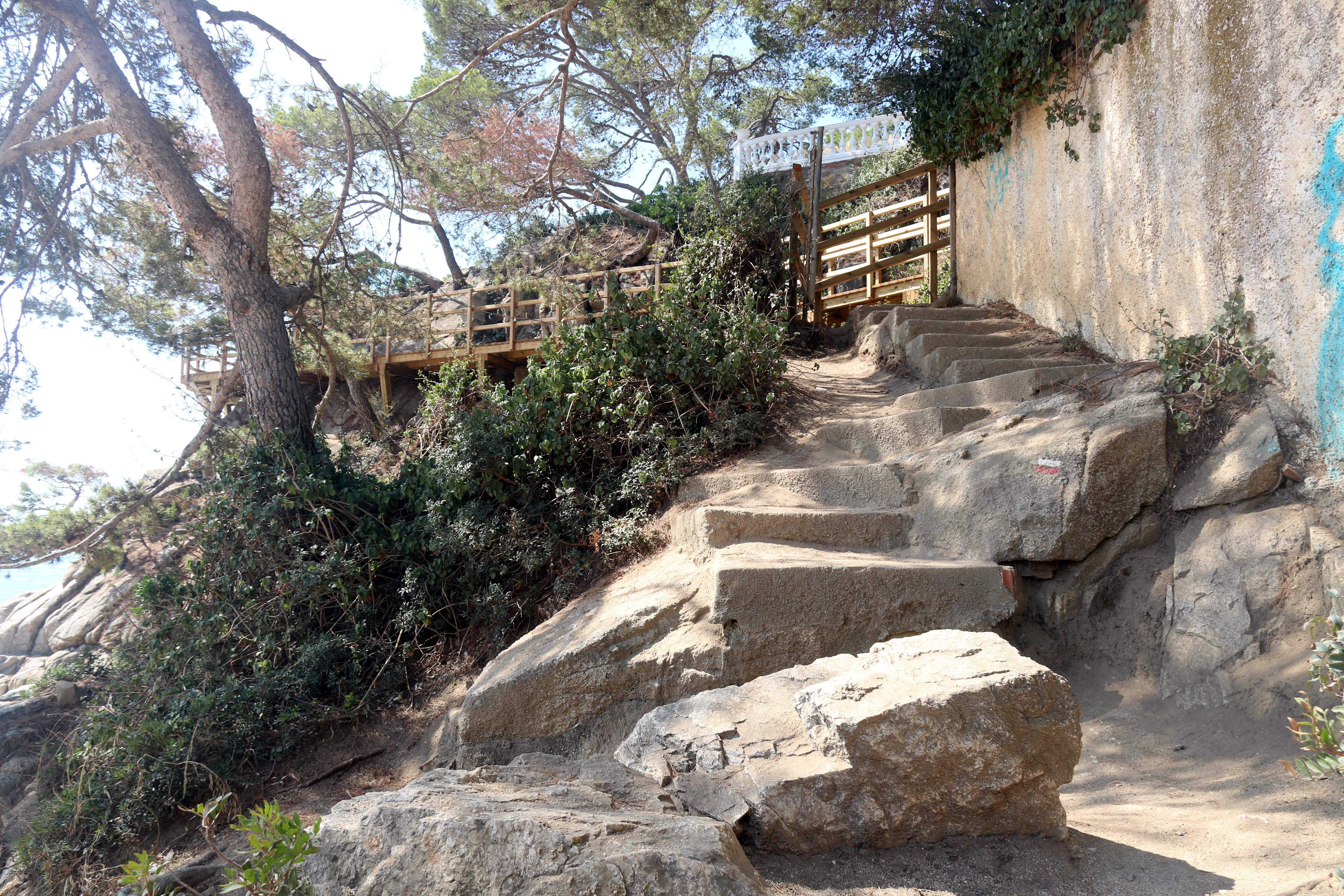 Calonge i Platja d’Aro arranjaran el camí de ronda que els uneix: quatre quilòmetres en deu anys