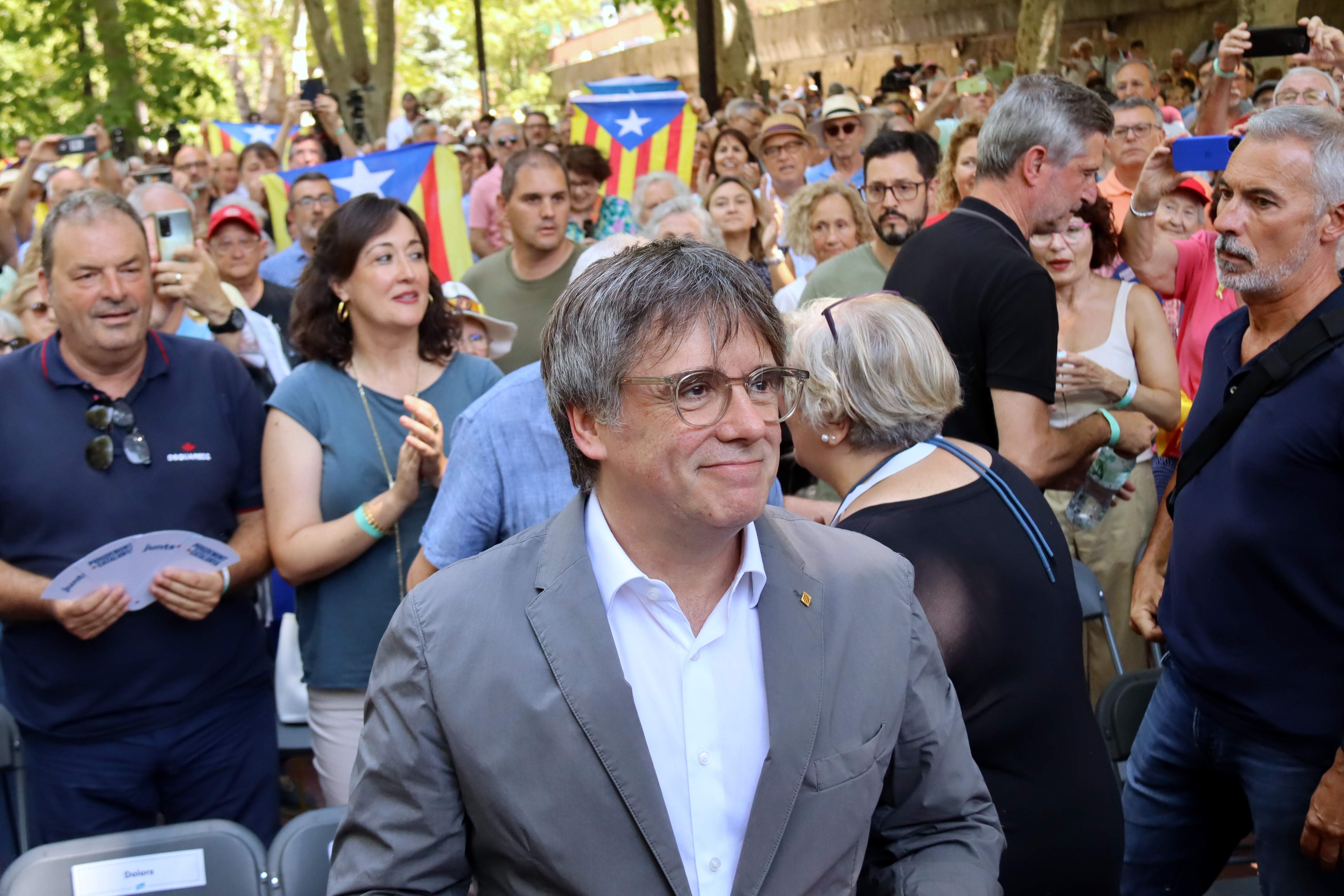 Puigdemont, contra la 'nova feina' de Josep Borrell: "El gran desinfectador"