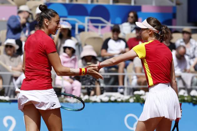 Sara Sorribes i Cristina Bucsa París 2024 bronze Foto EFE