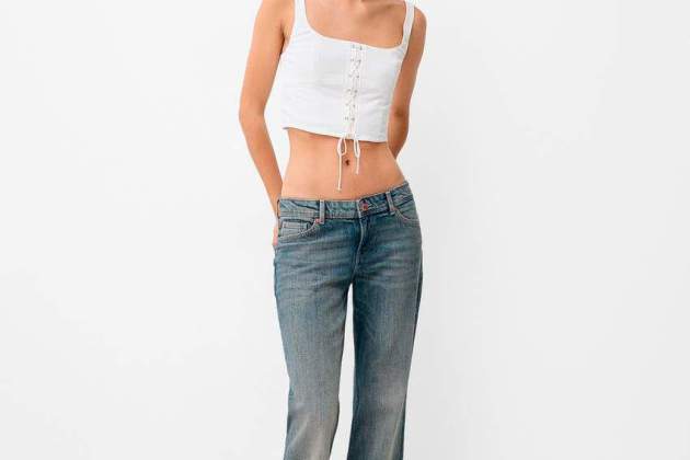 Jeans bootcut low waist1