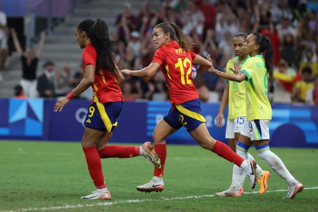 Salma Paralluelo recorta distancias Brasil España / Foto: EFE