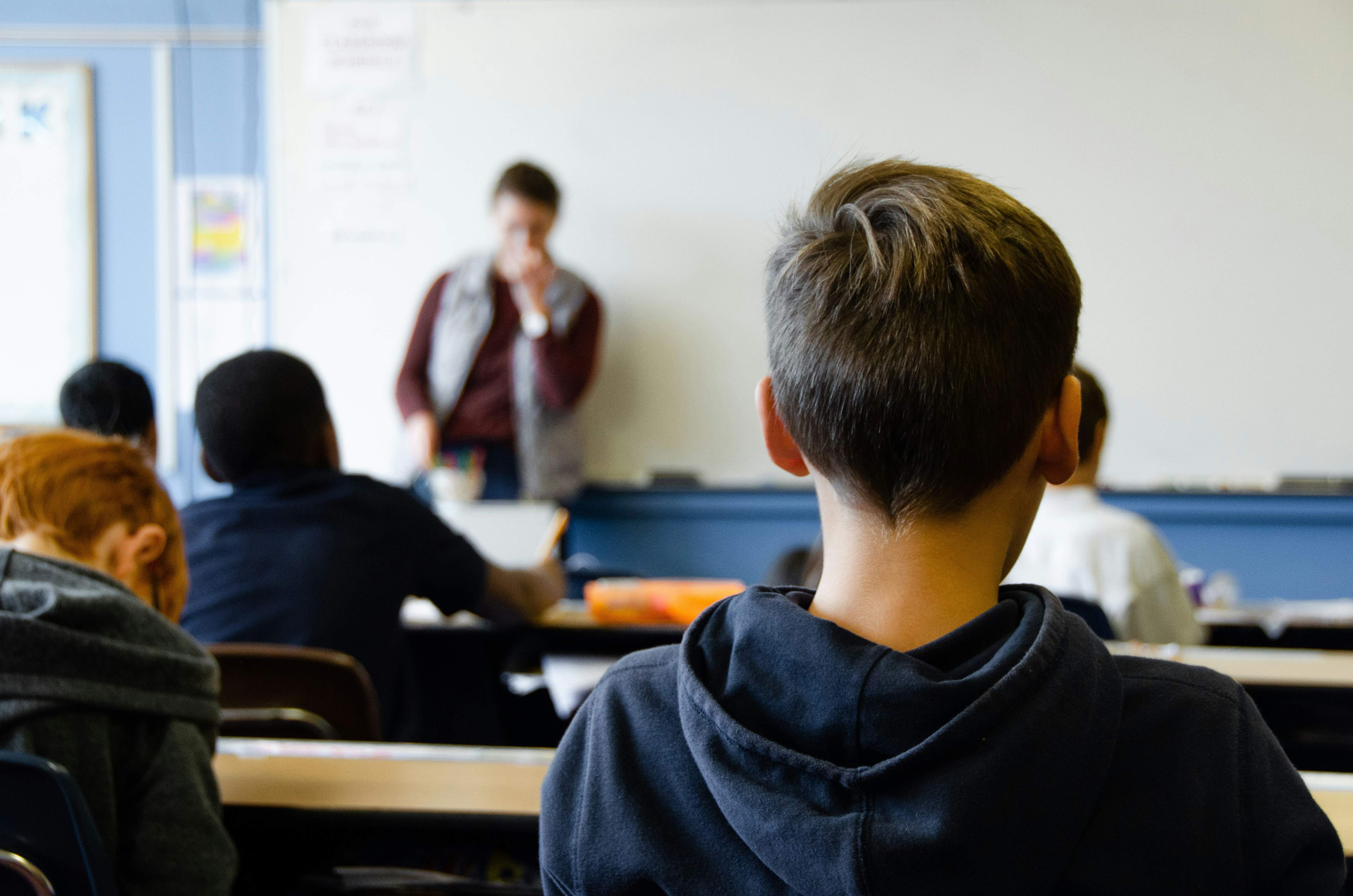 Cambios en los horarios de los colegios: así se verán afectados padres y madres