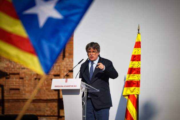 Carles Puigdemont intervé escenari Arc de Triomf ACN