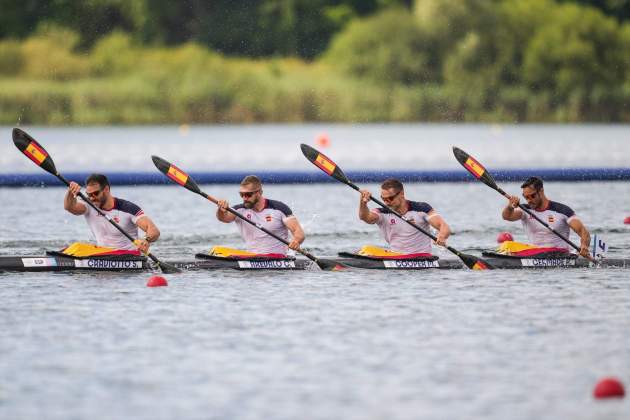 Saul Craviotto con el equipo de K4 de piragüismo de España a los Juegos Olímpicos / Foto: Europa Press