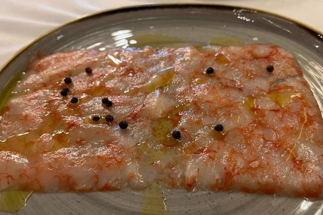 Carpaccio de gamba d'Arenys de Mar – Can Xarina – Rosa Molinero Trias