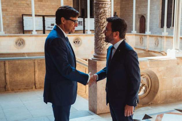 Salvador Illa y Pere Aragonès en el Palau de la Generalitat. ACN