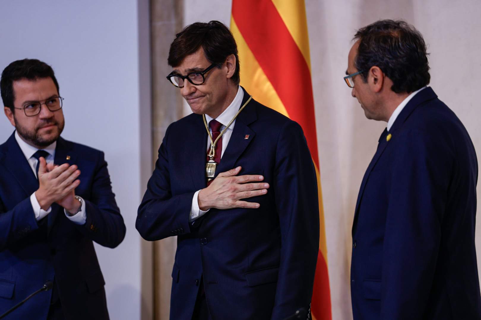 Salvador Illa pren possessió com a 133 president agraint la feina de tots els presidents que l'han precedit