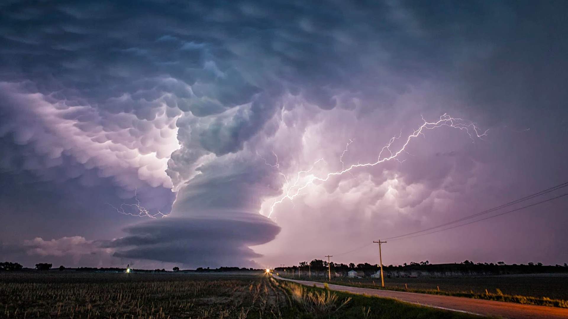 Episodio de tormentas violentas en Catalunya con granizadas, rayos y truenos: ¿dónde y cuándo lloverá?