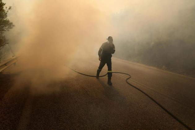 atenes incendio