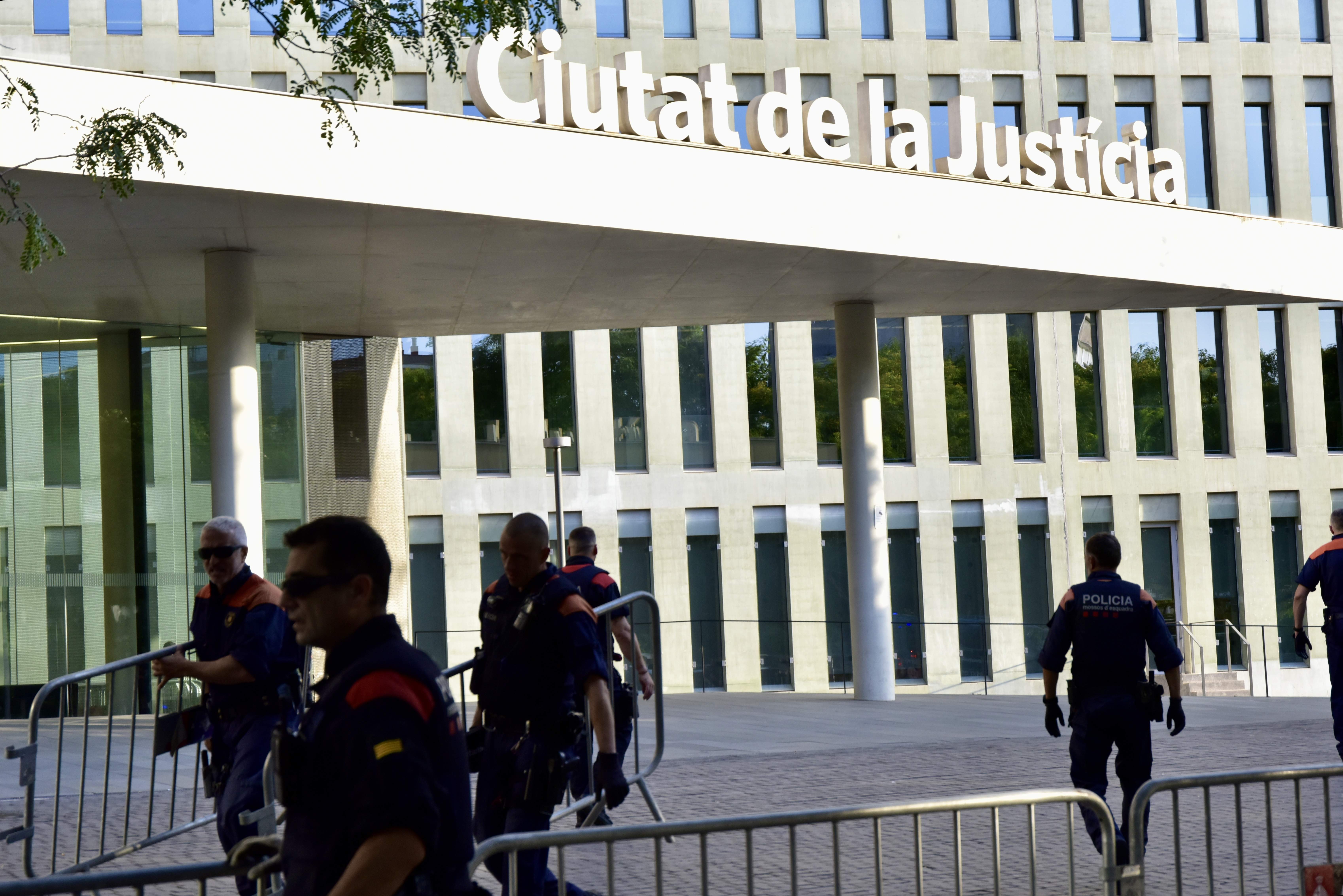 La justícia manté la suspensió cautelar de l'eutanàsia a la jove de 23 anys de Barcelona