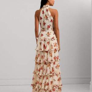 Vestido largo de cuello halter con flores