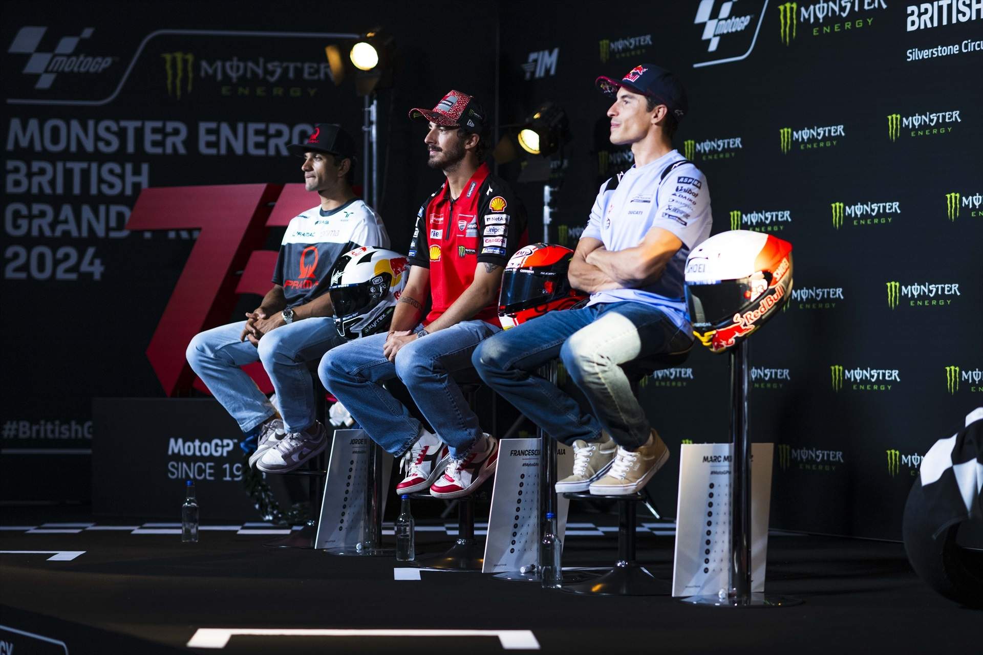 Marc Márquez no se deja intimidar por Pecco Bagnaia: "Sube la competitividad en el box"