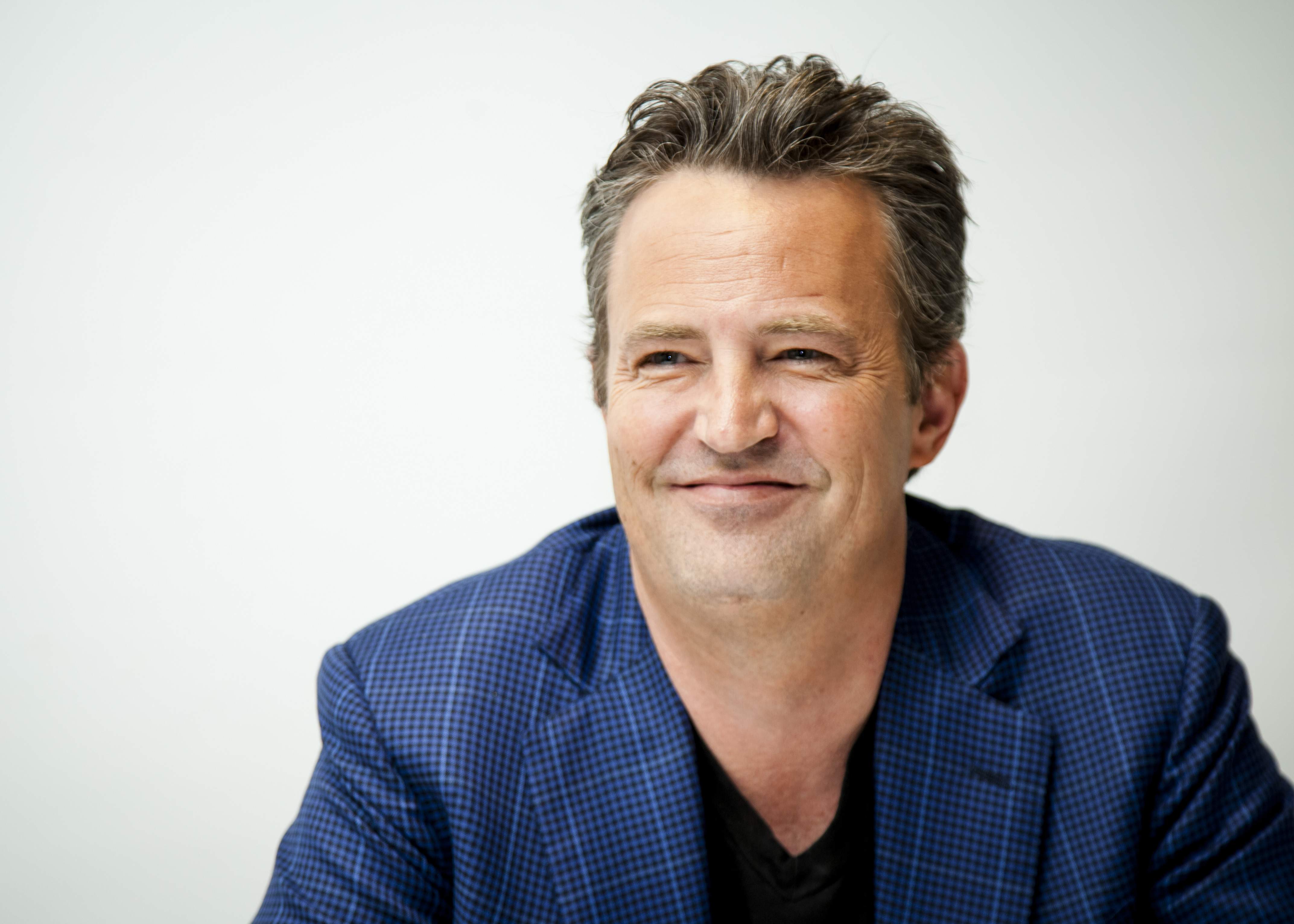 El asistente de Matthew Perry se declara culpable inyectarle la ketamina el día de su muerte