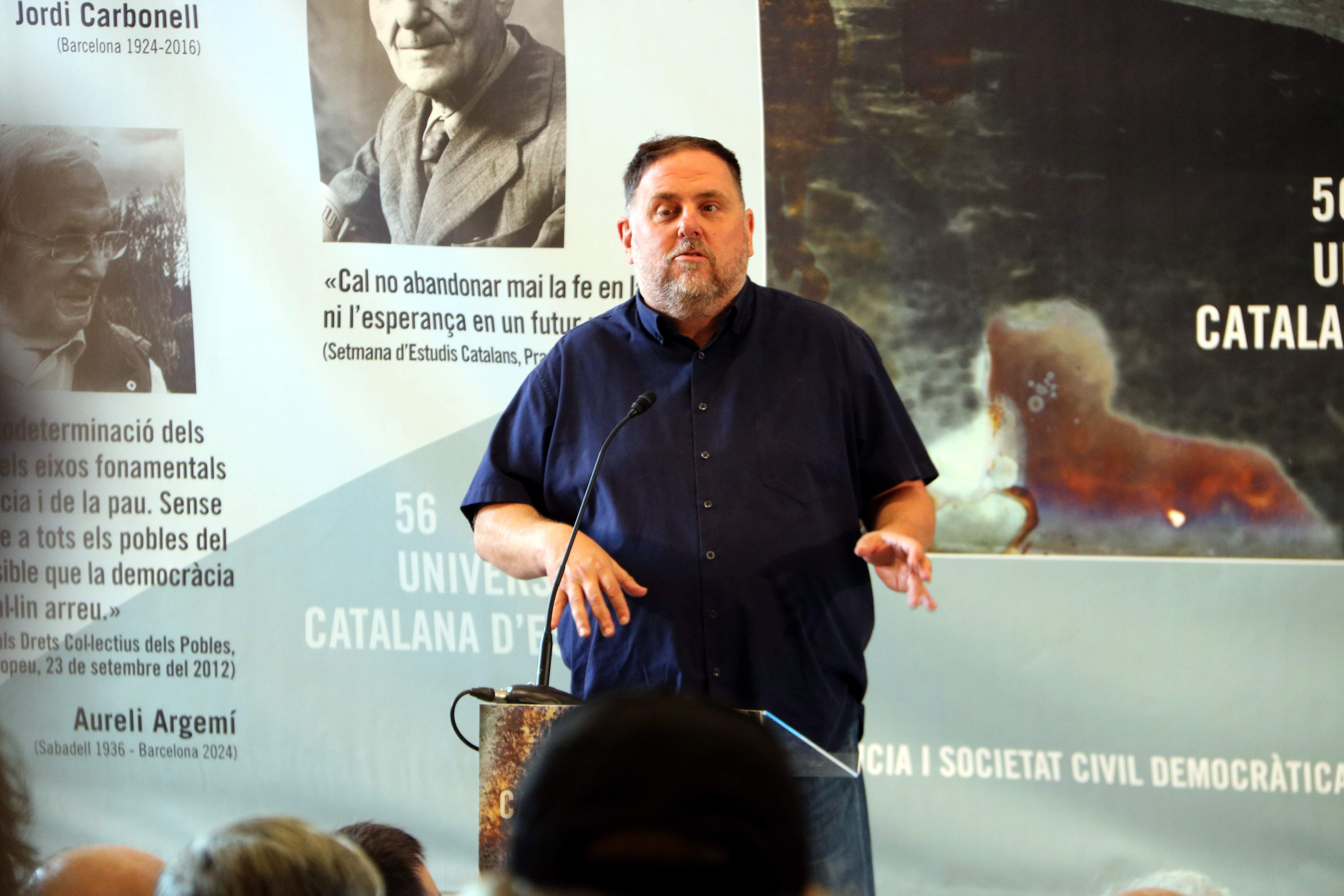 Oriol Junqueras muestra su faceta de historiador en la UCE: comparación entre la amnistía del 36 y la actual