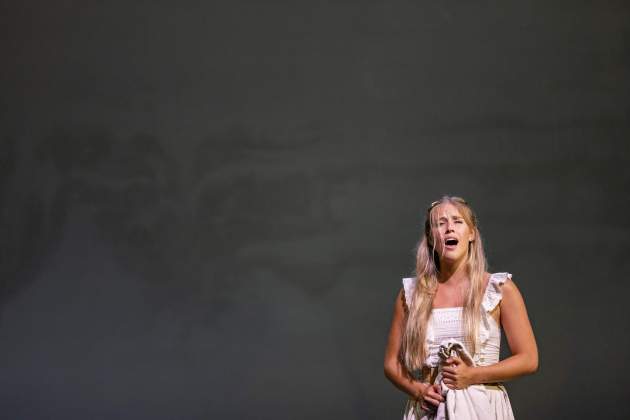 Ensayo Mar y Cielo en el teatro Victoria 2024 / Foto: Carlos Baglietto