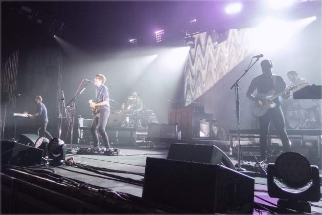 3240px Death Cab for Cutie at The Paramount in Seattle. October 4, 2015 (21843532899)