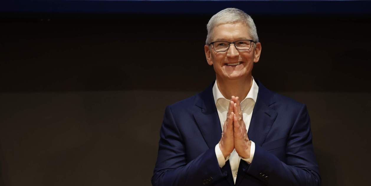 EuropaPress 4713323 29 september 2022 italy naples chief executive officer of apple tim cook