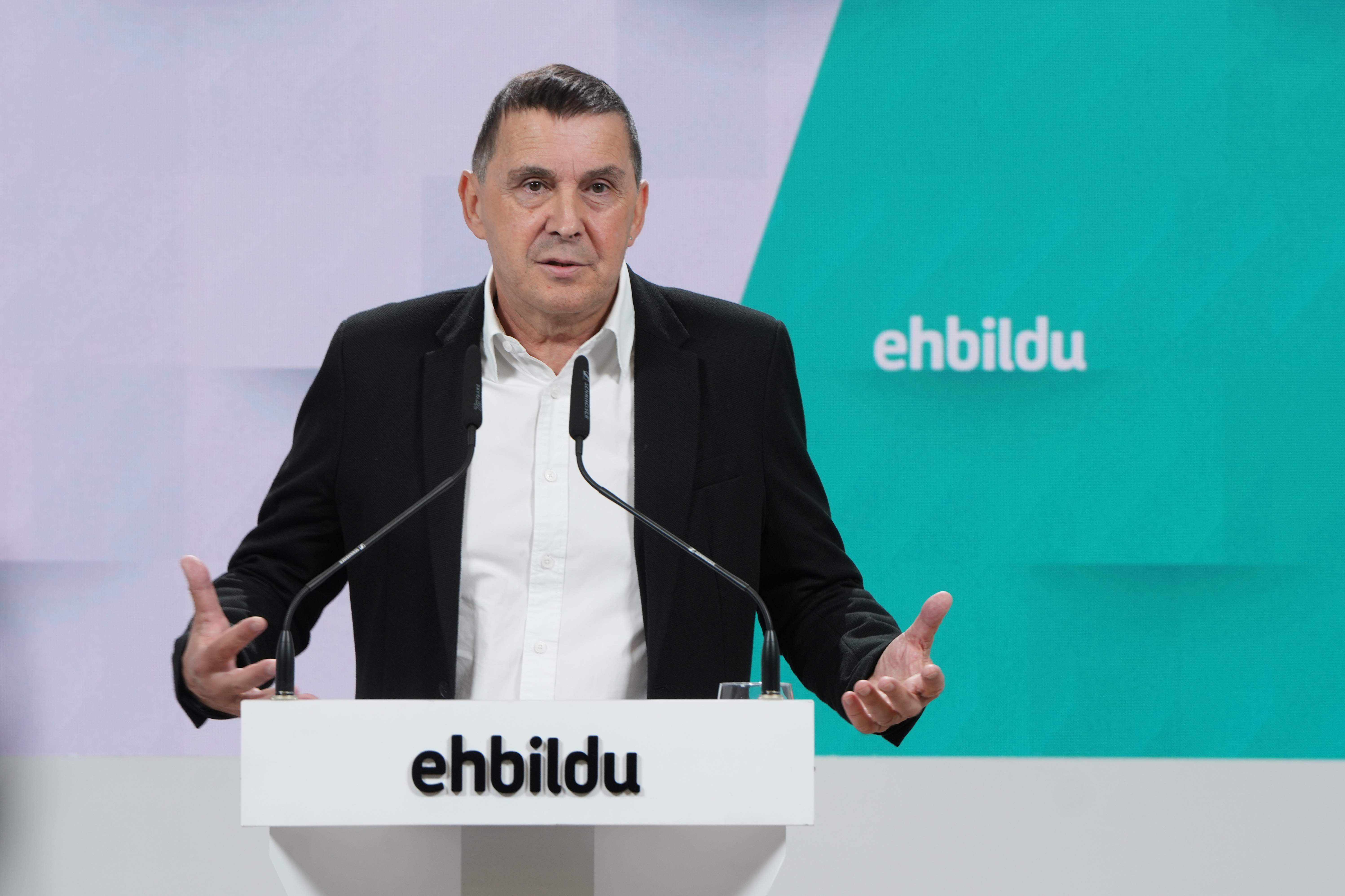 Otegi reclama el reconeixement nacional d''Euskal Herria' i aposta pel dret a decidir pactat