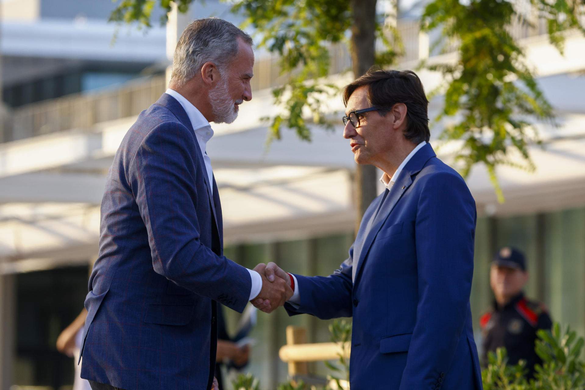 Salvador Illa trenca amb les plantades a Felip VI dels governs independentistes