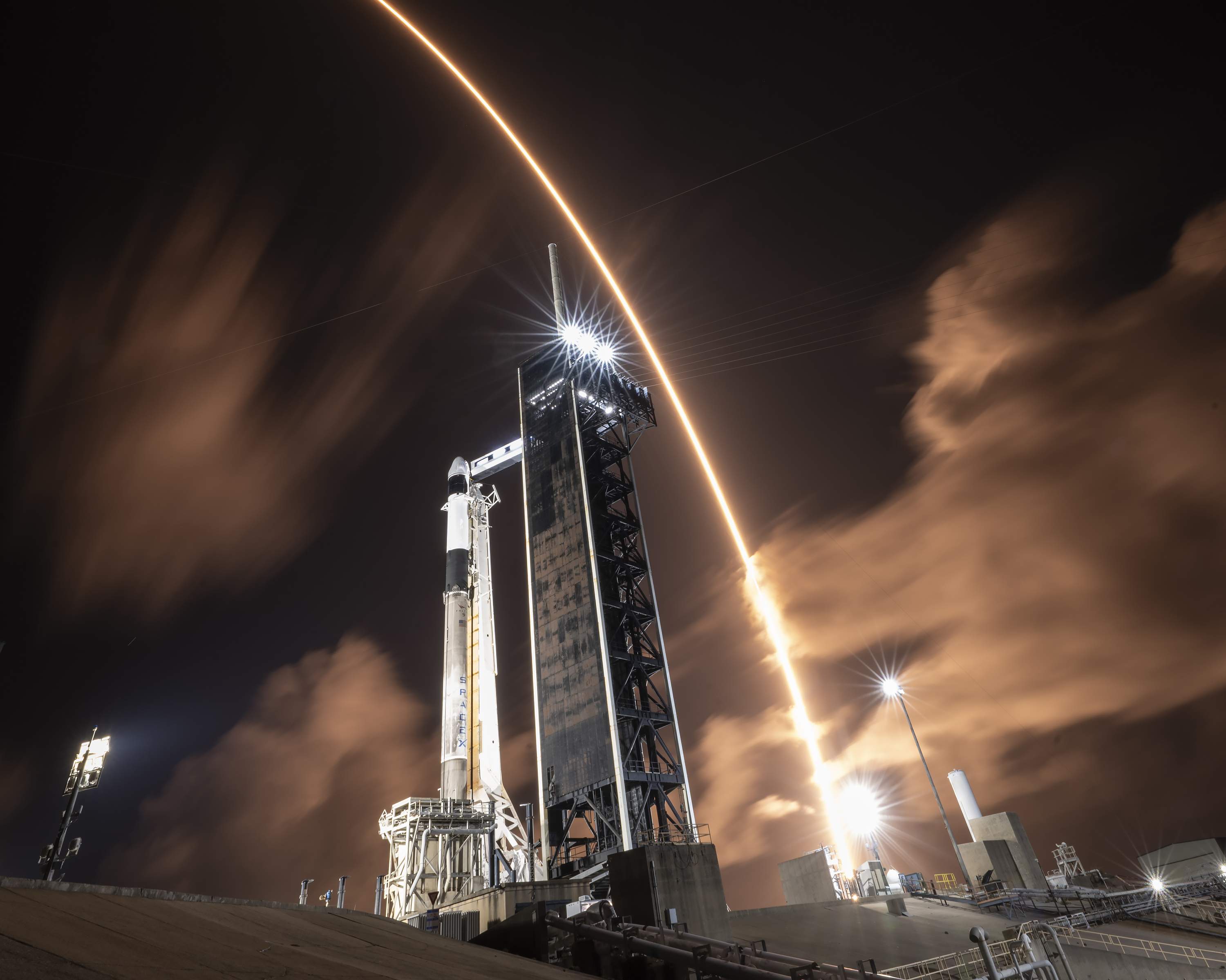 Els Falcon 9 de SpaceX tornen a l’espai després d’una suspensió per l'explosió d’un coet