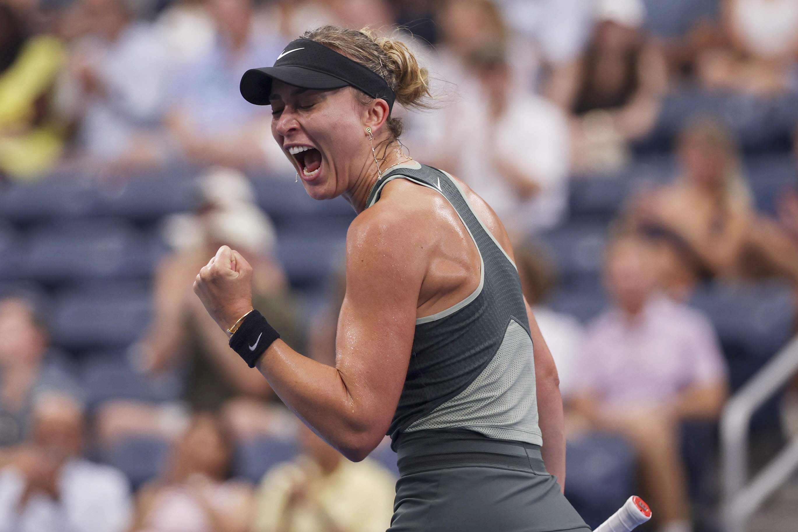 Una Paula Badosa renascuda brilla davant Wang i allarga el seu somni americà al US Open