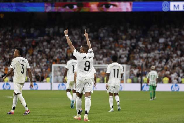 Kylian Mbappé, després del seu segon gol Santiago Bernabéu amb el Reial Madrid / Foto: EFE