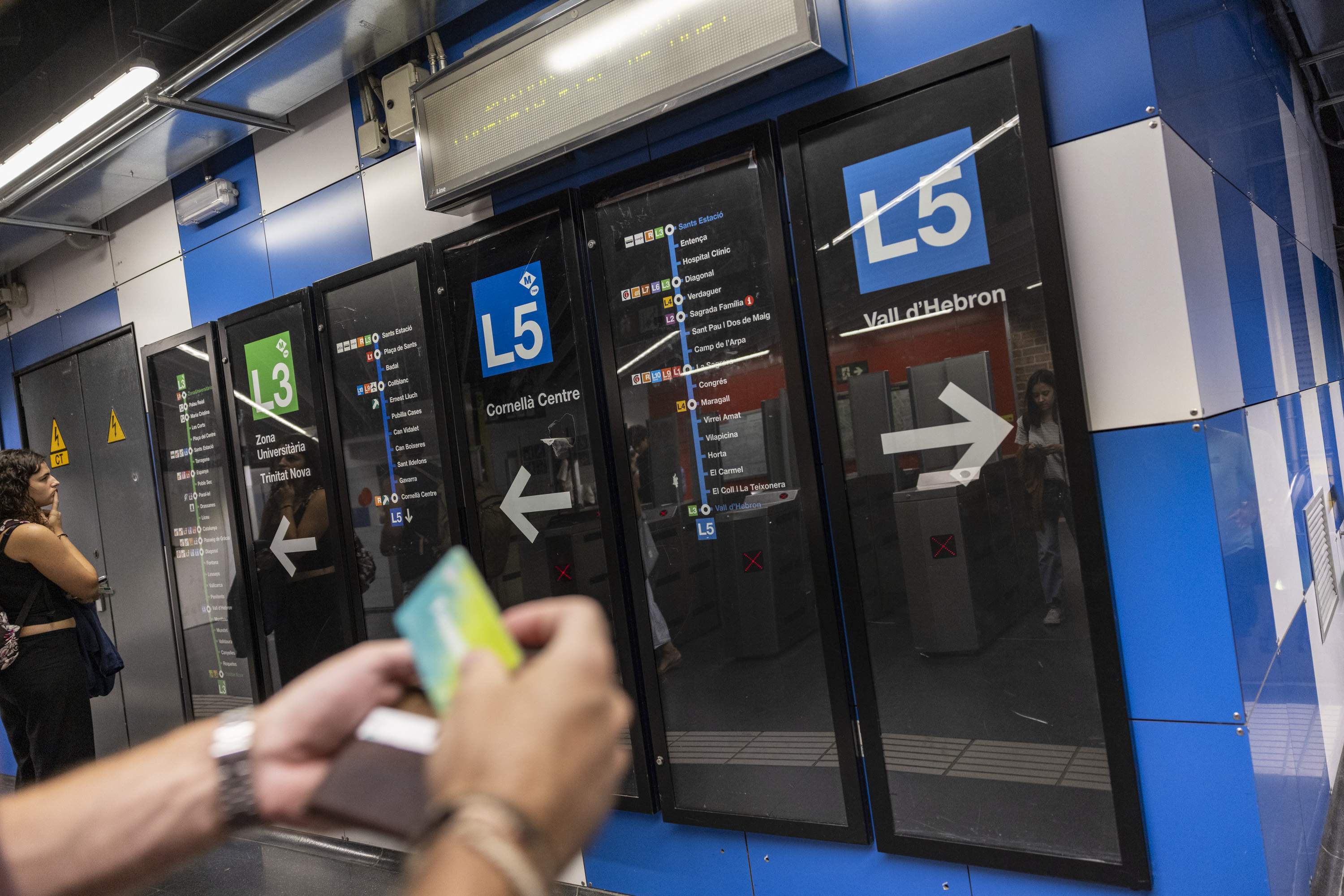 Alterada durant el matí la línia L5 de Metro de Barcelona per una incidència a Cornellà